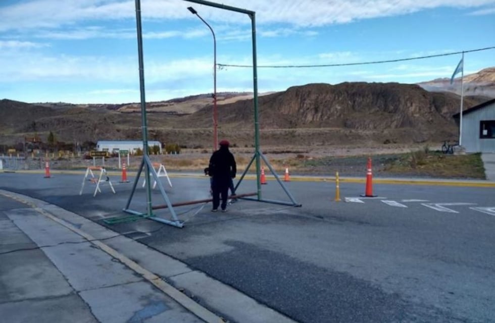 Fabricaron un arco para desinfección