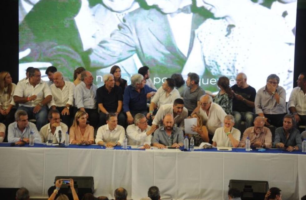 El PJ denunció que el Gobierno alista "el fraude" para octubre