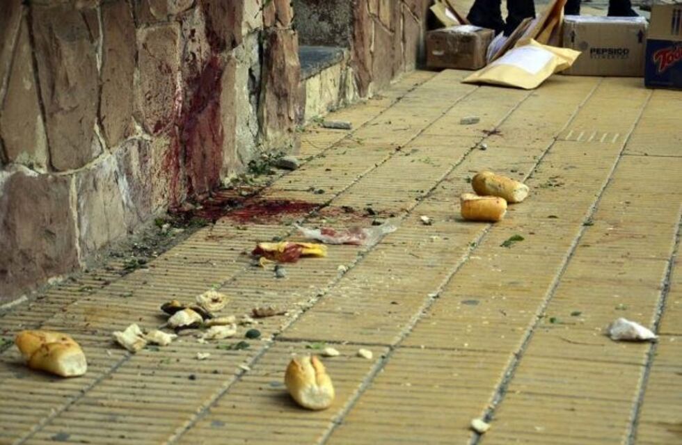 El canillita golpeado se encuentra en estado crítico en el hospital