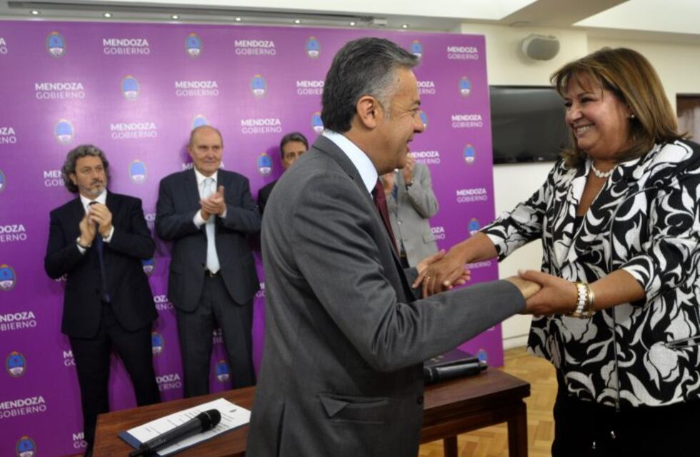 Muñoz de Lázaro juró como vocal del Tribunal de Cuentas