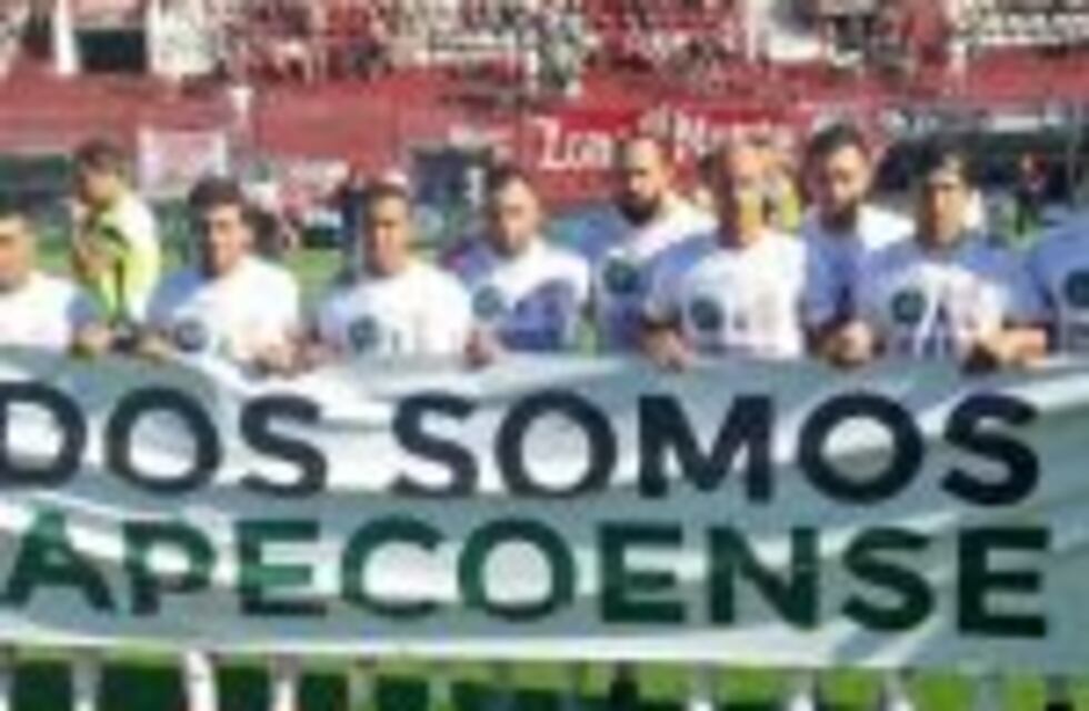 Así homenajearon en el fútbol argentino a los fallecidos en el accidente aéreo del Chapecoense