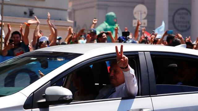 Alberto Fernández llegando al Congreso (AP Photo/Marcos Brindicci).