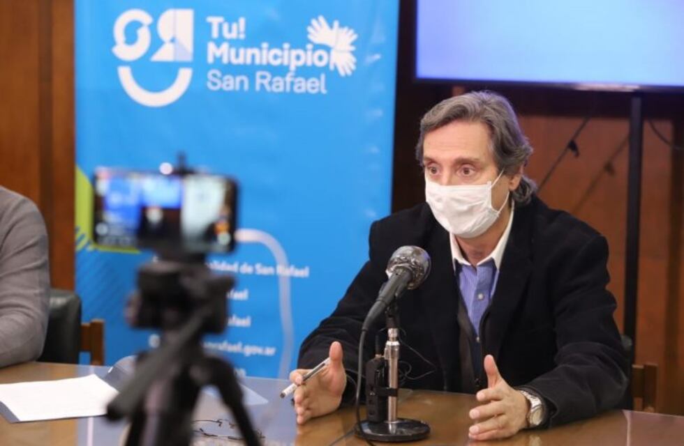 Reabren los cafés y restaurantes pero solo con atención al aire libre