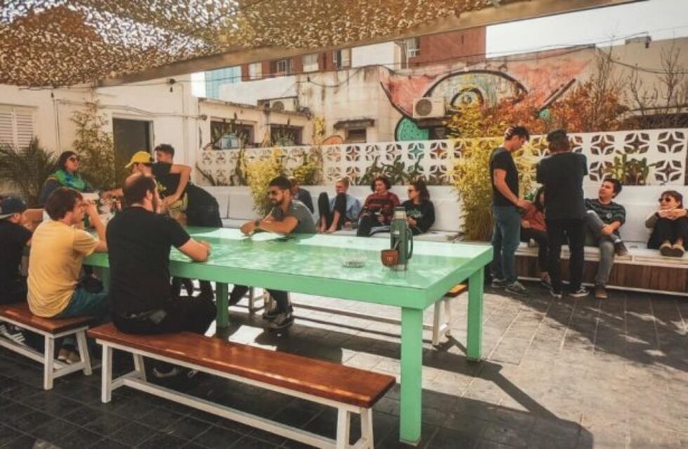 Hostels de Córdoba: de brindar "buena onda" a intentar subsistir en la cuarentena