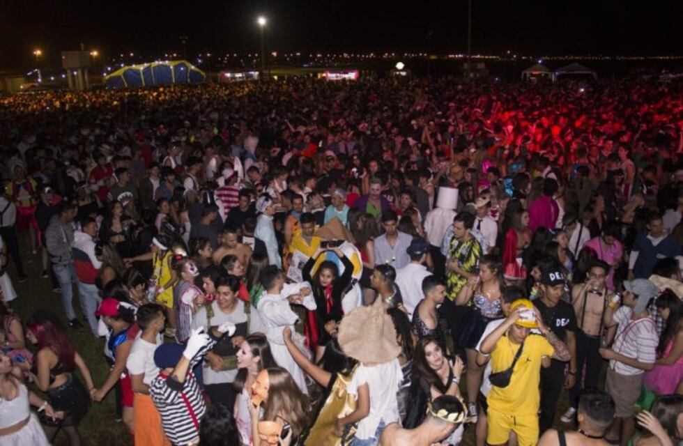 Se realizó la Fiesta de Disfraces en Posadas