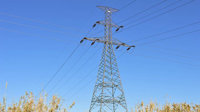 Torre de alta tensión, Central Termoeléctrica Pilar de Epec. / Face Córdoba