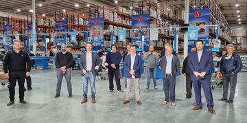 Inauguraron un mayorista sobre Ruta 3