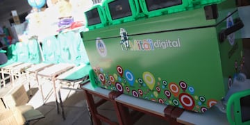 Esencial. Sin los dispositivos es imposible, para alumnos y docentes, avanzar en la virtualidad dentro del contexto pandémico.