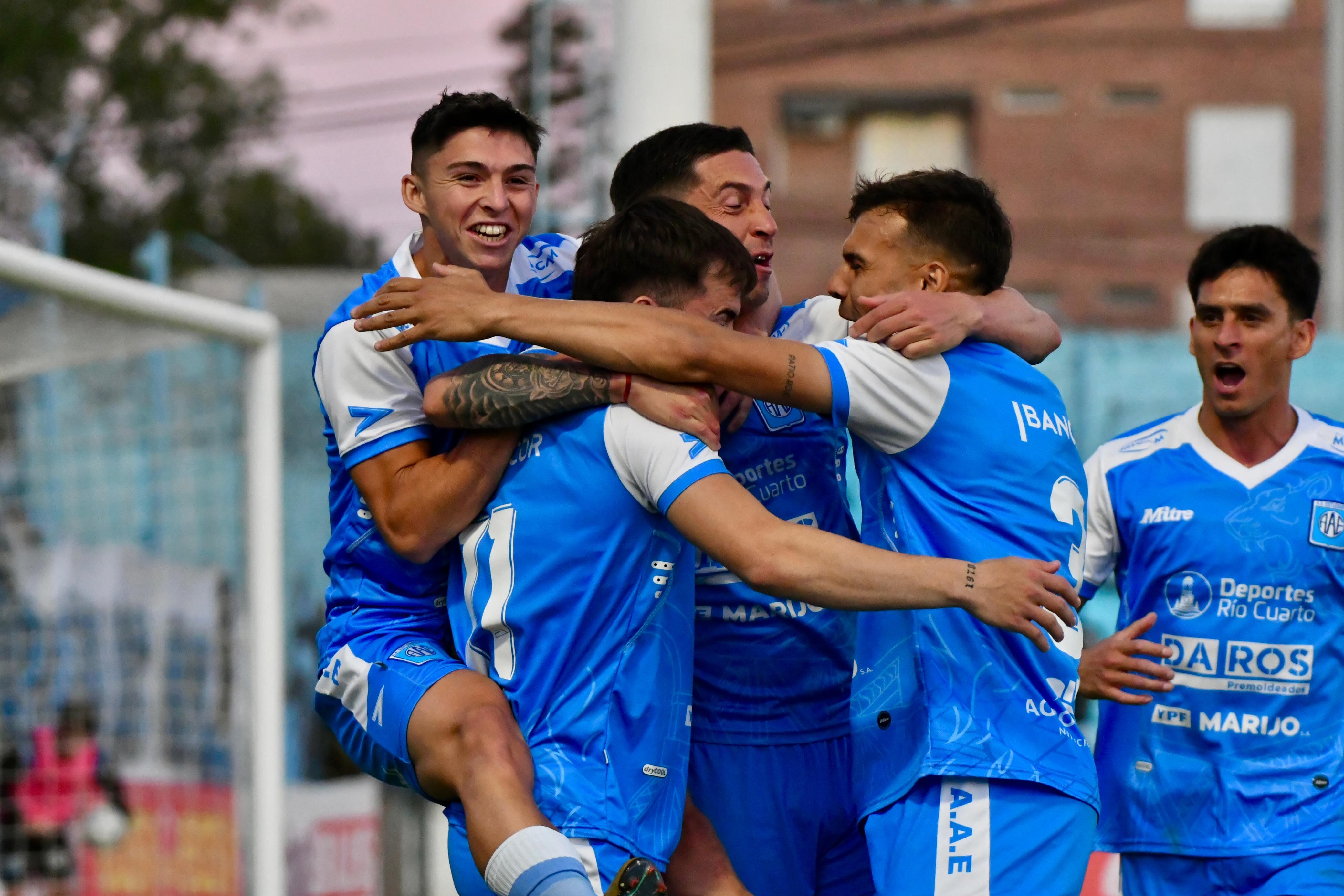Estudiantes de Río Cuarto enfrentó de local a Patronato por la Primera Nacional. (Tomy Fragueiro / La Voz)