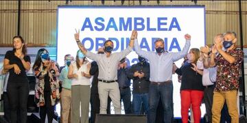 La Junta Electoral entregó el acta que pone en mandato a la nueva comisión directiva del Sindicato de Empleados de Comercio de Mar del Plata y Zona Atlántica.