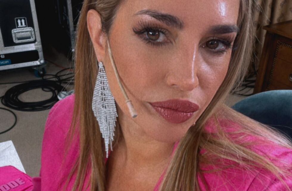 Belén Francese revolucionó Instagram con un espectacular top mega escotado