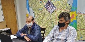 Sánchez con integrantes de Cooperar