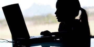 Buscan crear un programa de concientización sobre el grooming en Salta (imagen ilustrativa)