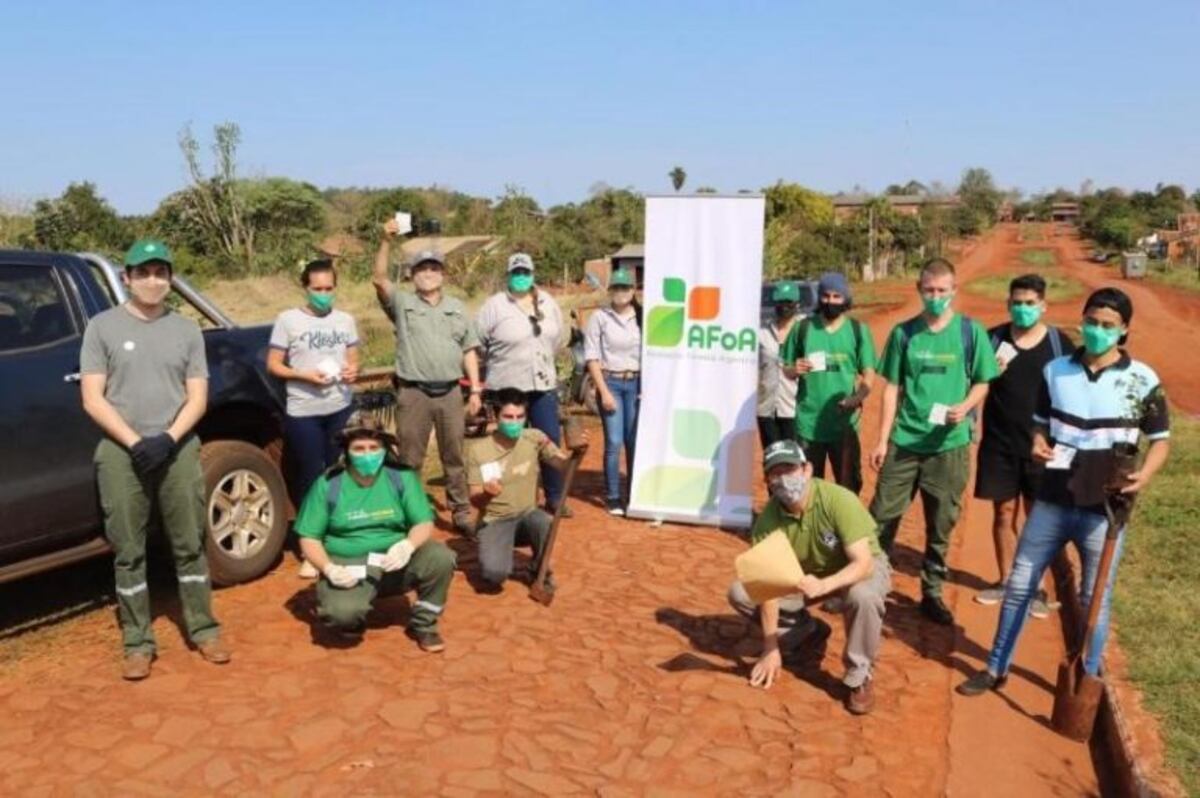 Entregaron reconocimientos a jóvenes ecologistas de Esperanza