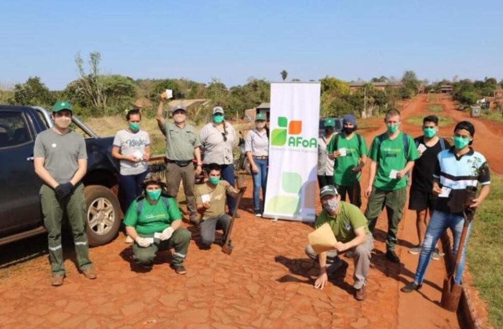 Entregaron reconocimientos a jóvenes ecologistas de Esperanza