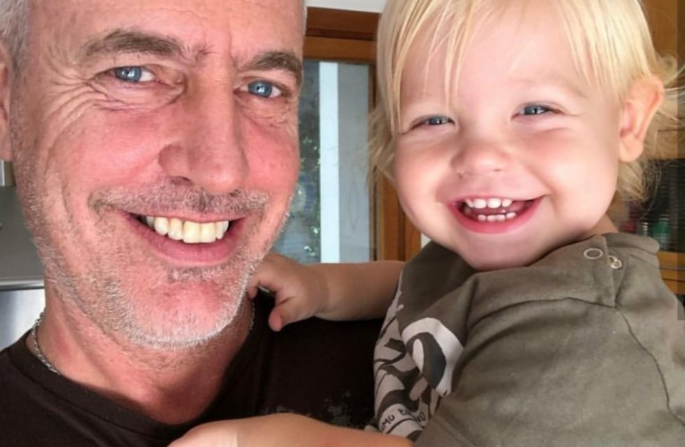 El divertido video de Mirko pidiendo aplausos