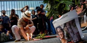 People take part in a rally against the murder of Brazilian councilwoman and activist Marielle Franco, in Sao Paulo Brazil on March 15, 2018\u002E\nBrazilians mourned for the Rio de Janeiro councilwoman and outspoken critic of police brutality who was shot in the city center in an assassination-style killing on the eve\u002E / AFP PHOTO / Miguel SCHINCARIOL
