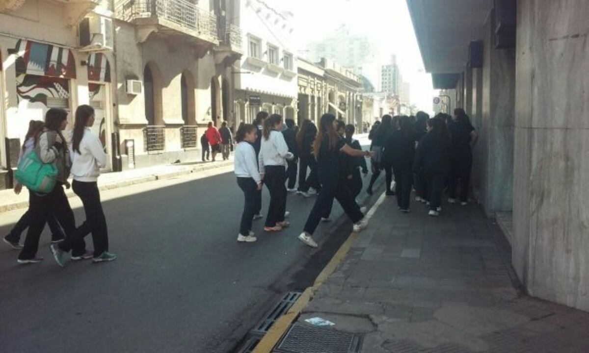 Amenaza de bomba en escuelas de Santa Fe\u002E