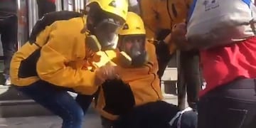 Un veedor de derechos humanos fue herido por balinazos durante una marcha en Chile\u002E
