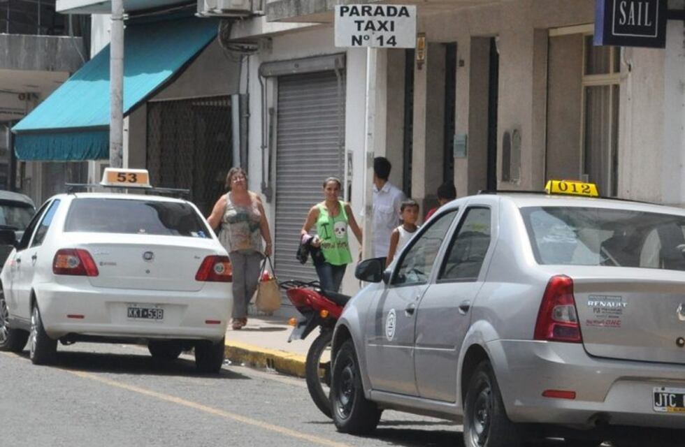El posible desembarco de Uber generó el rechazo de taxistas y remiseros nicoleños