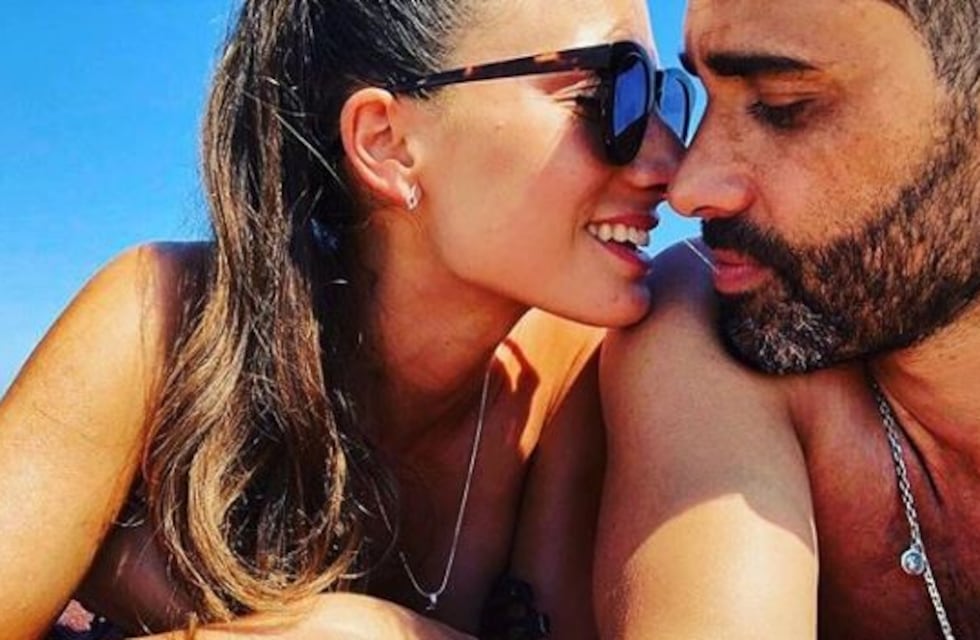 Las vacaciones románticas del Pollo Álvarez con su novia en Miami