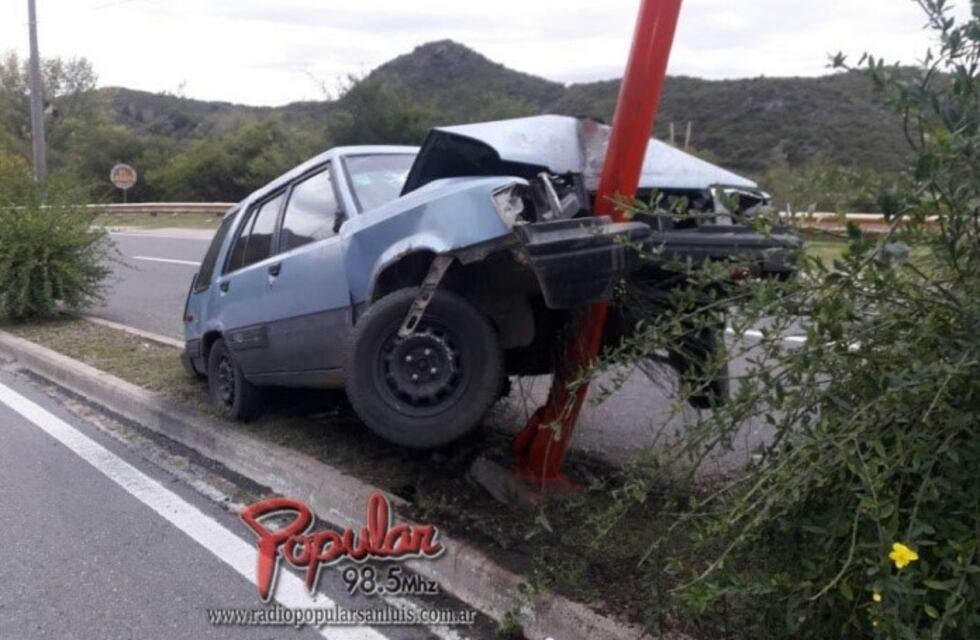 Un herido al chocar en la cuesta de "El Gato" en San Luis