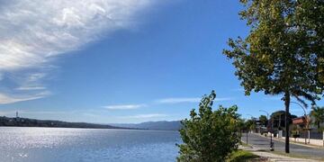Soleado en Villa Carlos Paz: (Foto: VíaCarlosPaz)\u002E