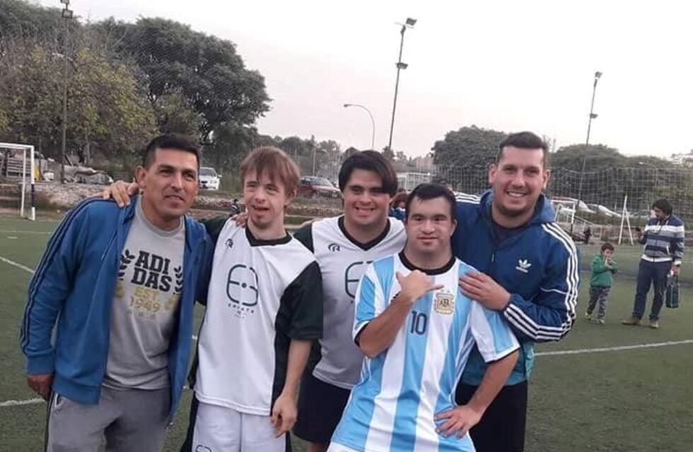 Crecen las consultas en la escuela de fútbol para chicos con Síndrome de Down
