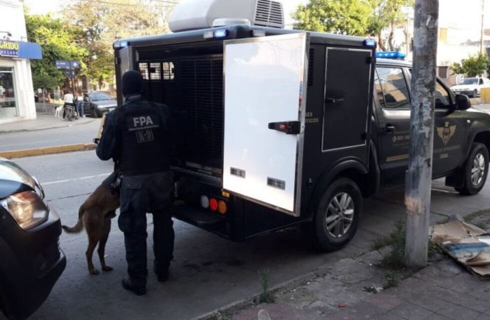 Vendedor de drogas comercializaba en las calles de barrio Pueyrredón