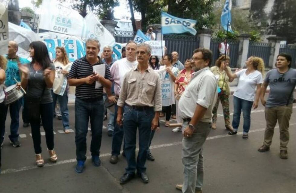 Gremios correntinos se suman al paro nacional docente