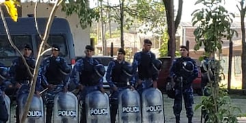 La policía dejó un destacamento antimotines en las calles de Juárez