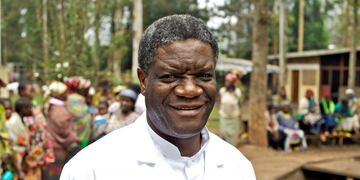 Quién es Denis Mukwege, flamante Premio Nobel de la Paz