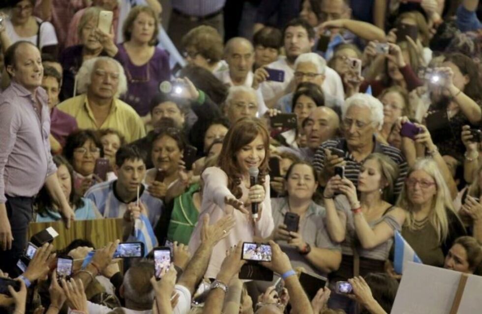 Cristina Kirchner le pidió al Gobierno que"no hable del futuro, sino que se ocupe del presente"