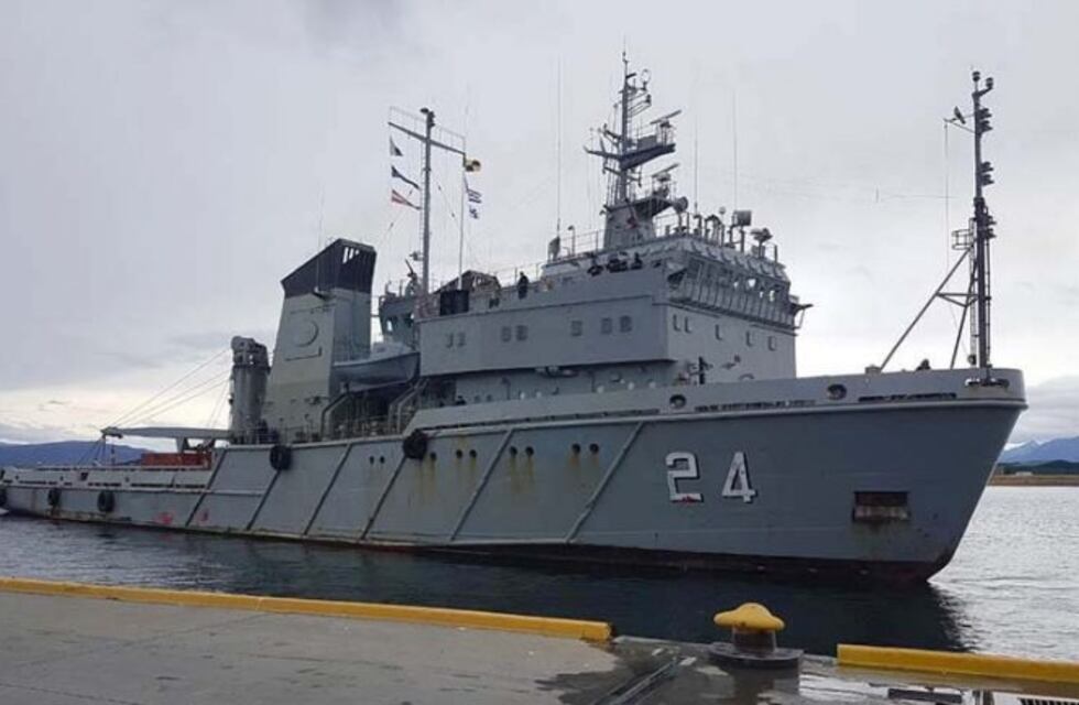 Un buque de la Armada arribó en Comodoro Rivadavia para colaborar en tareas de asistencia