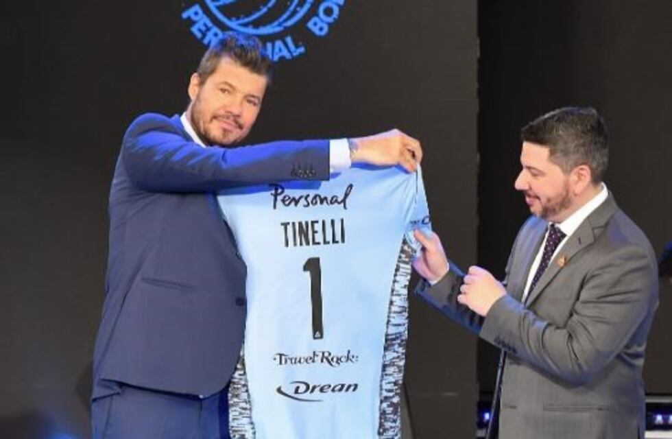 Marcelo Tinelli afiliaría a su club de Bolívar a la Liga de fútbol del interior