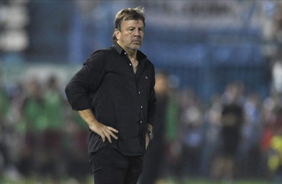 Zielinski le pegó a River: "Ahora quieren jugar con 200 muertos"