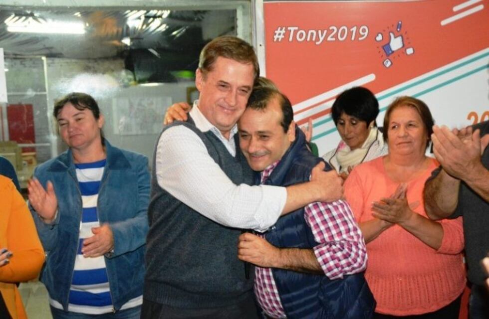 Contundente apoyo de Herrerra Ahuad a Tony Lindstrom en Oberá