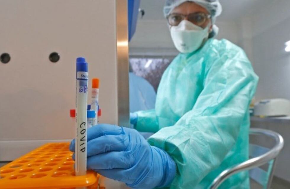 Coronavirus: aislaron a 22 personas por la médica del Hospital Central
