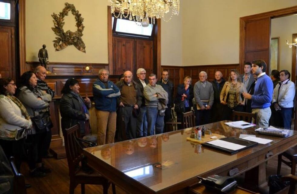 Con acto en el Municipio, asumieron las nuevas autoridades vecinales