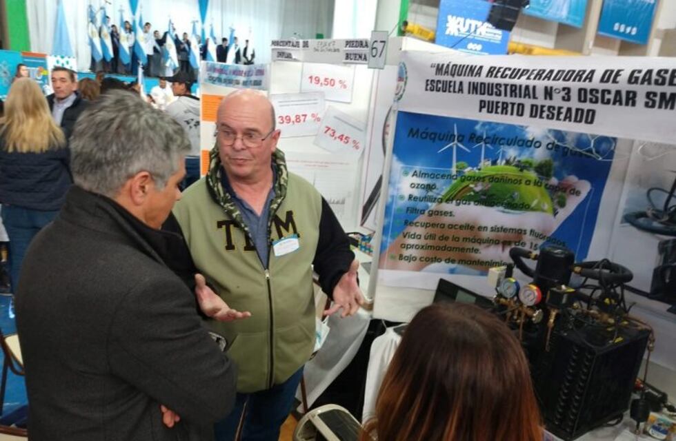 Santa Cruz en Feria de Ciencia y Parlamento Juvenil Mercosur