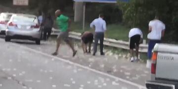 Lluvia de dólares en Atlanta (Web)