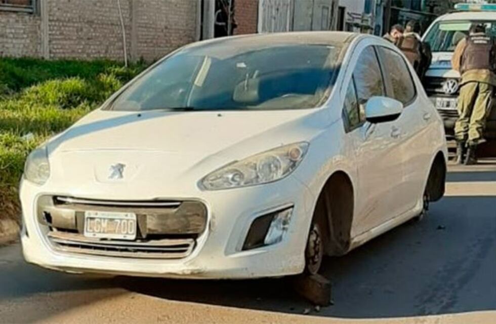 La investigación sobre el auto robado que se usó en el crimen de Trasante dejó tres detenidos