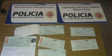 Los mendocinos fueron detenidos tras una denuncia por estafa de un comerciante de Holmberg\u002E