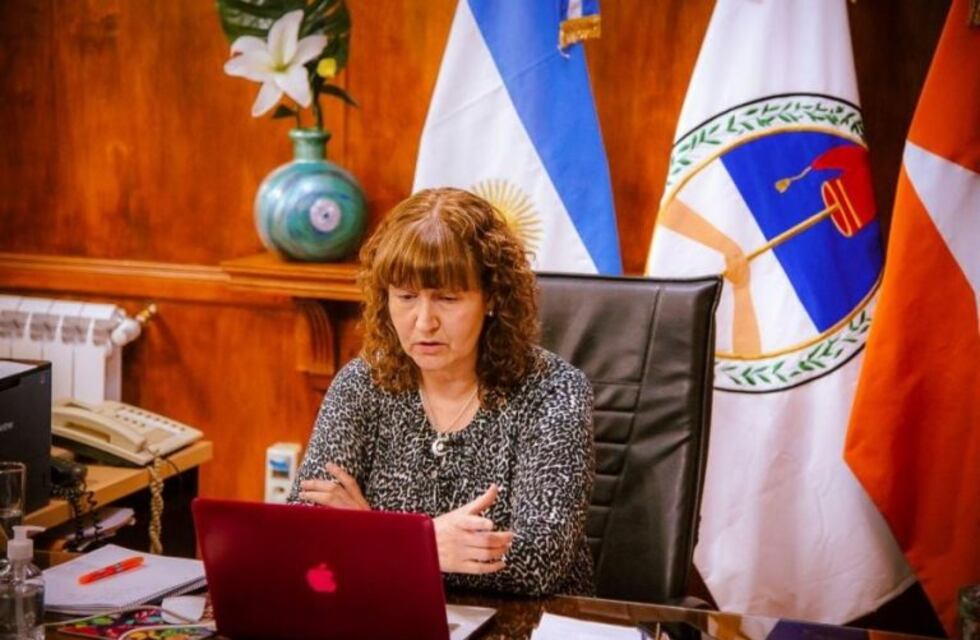 Mónica Urquiza, participó de un encuentro remoto con vicegobernadores de las provincias argentinas.