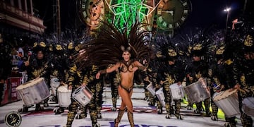 Pasista del Carnaval del País
Crédito: Ara Yeví