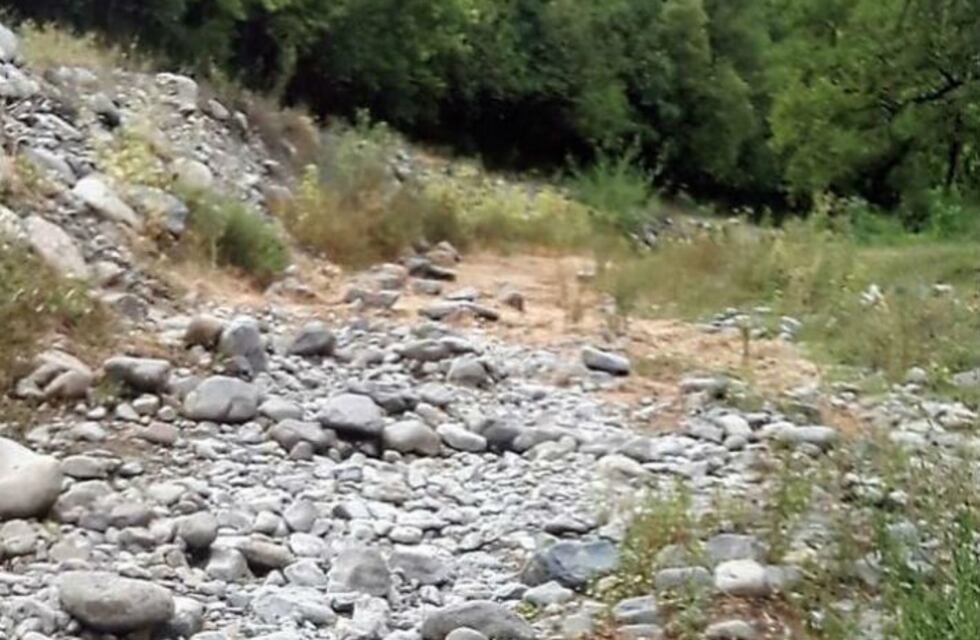 Sospechan que alguien está secando el arroyo en Cabana