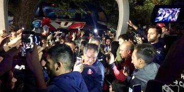 Ariel Holan y un recibimiento al rojo vivo\u002E