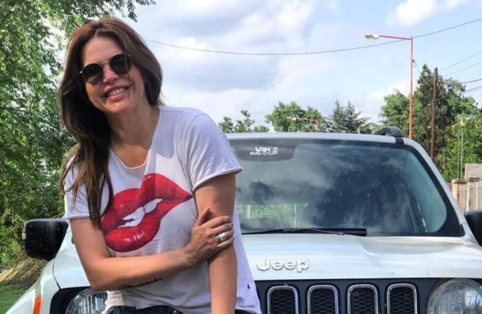 Nazarena Vélez desempolvó fotos retro de una producción a pura sensualidad: "Siempre Gata Nunca inGata"