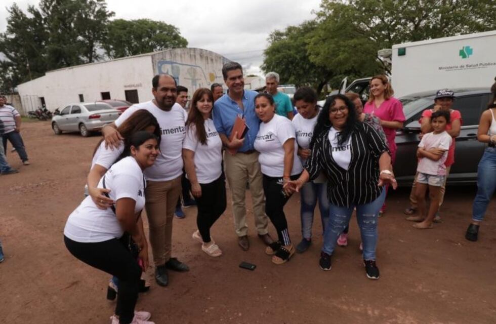 El Gobierno continúa de cerca la entrega de Tarjetas Alimentar