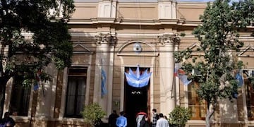 Elecciones: El escrutinio definitivo se hará en la Legislatura